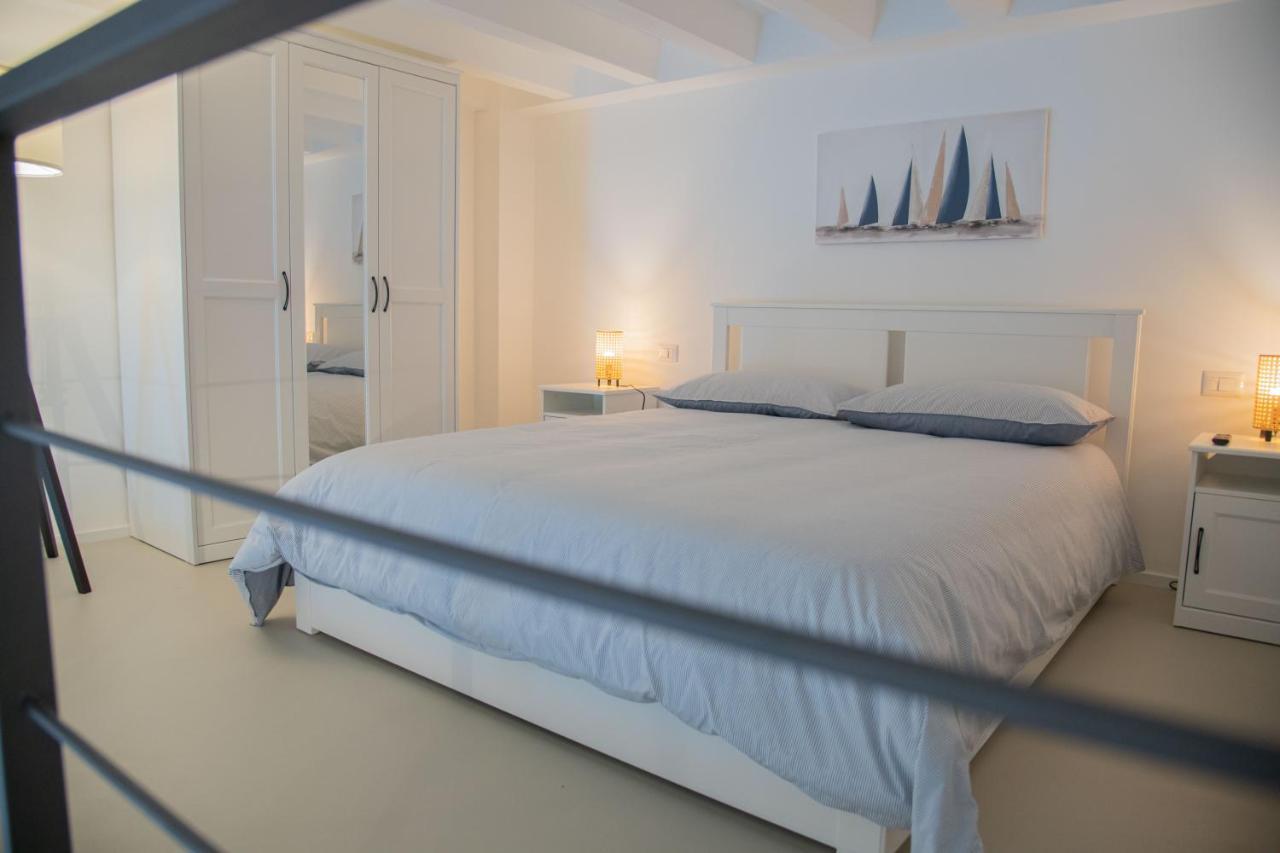 דירות מולפטה Casa Sant Orsola La Finestra Sul Mare מראה חיצוני תמונה